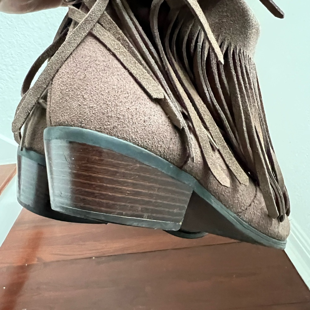 Steve Madden Suede Leather Fringe Patzee Ankle Boot | brown | 10M - Picture 8 of 13
